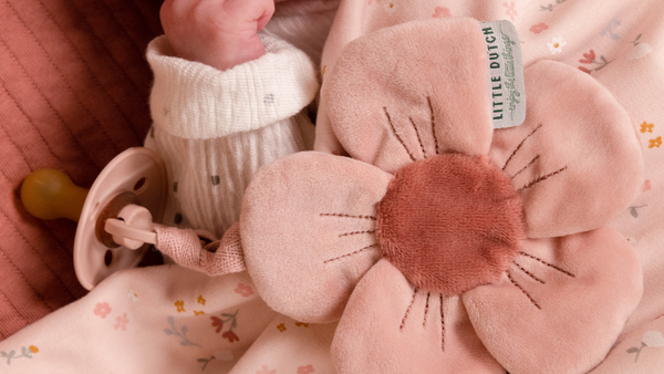 Baby comforters (Doudou)