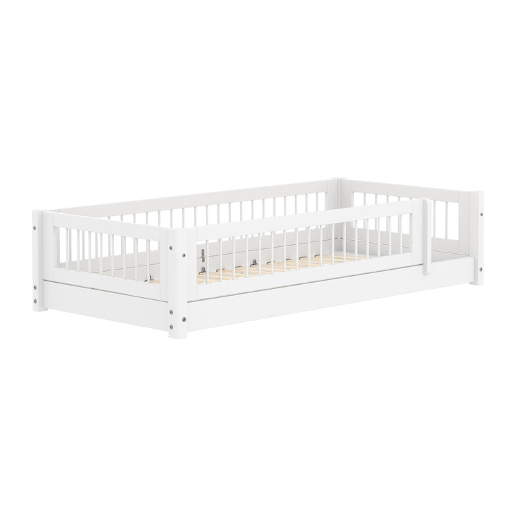 Flexa. Montessori bed 90x200cm F.Wht. Crossbar w/ front rail