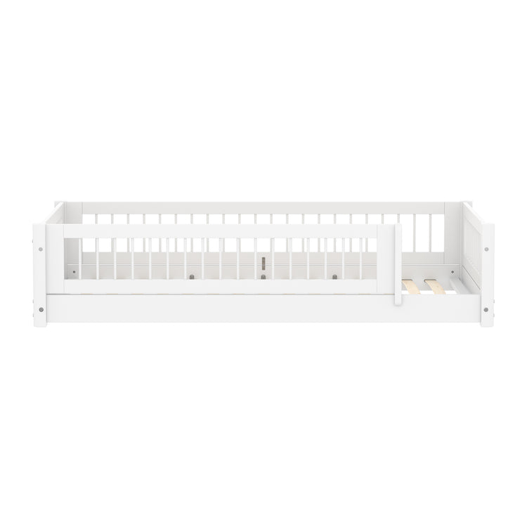 Flexa. Montessori bed 90x200cm F.Wht. Crossbar w/ front rail