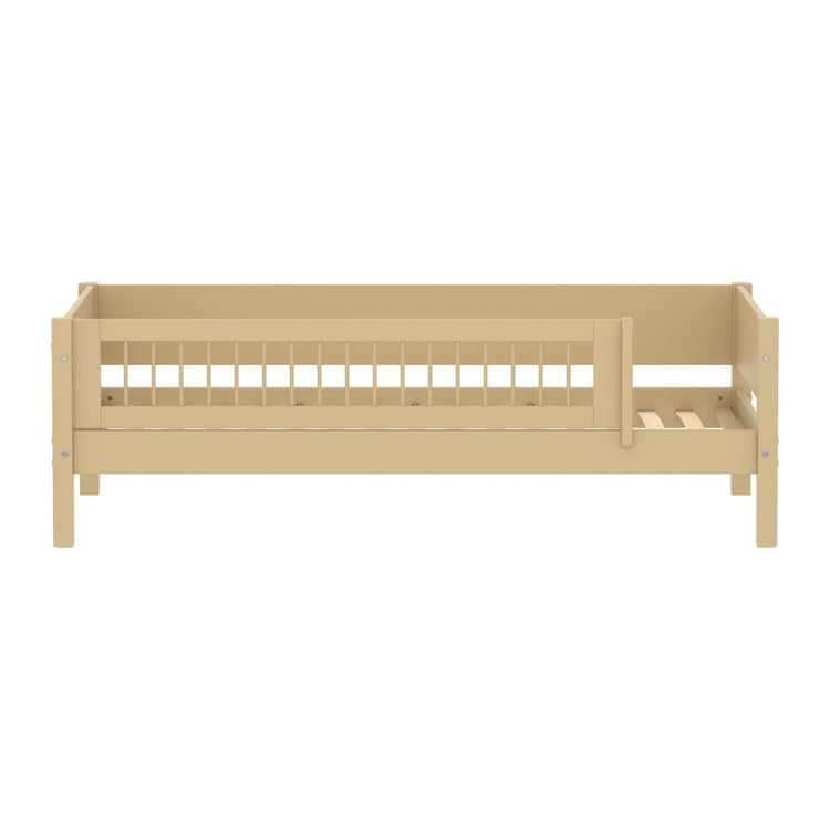 Flexa. White Sand daybed with front safety rail.