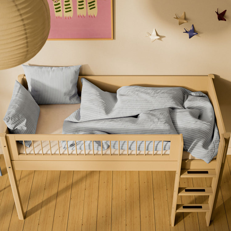 Flexa. White Sand Mid-high bed with straight ladder and safety rail with cross bars