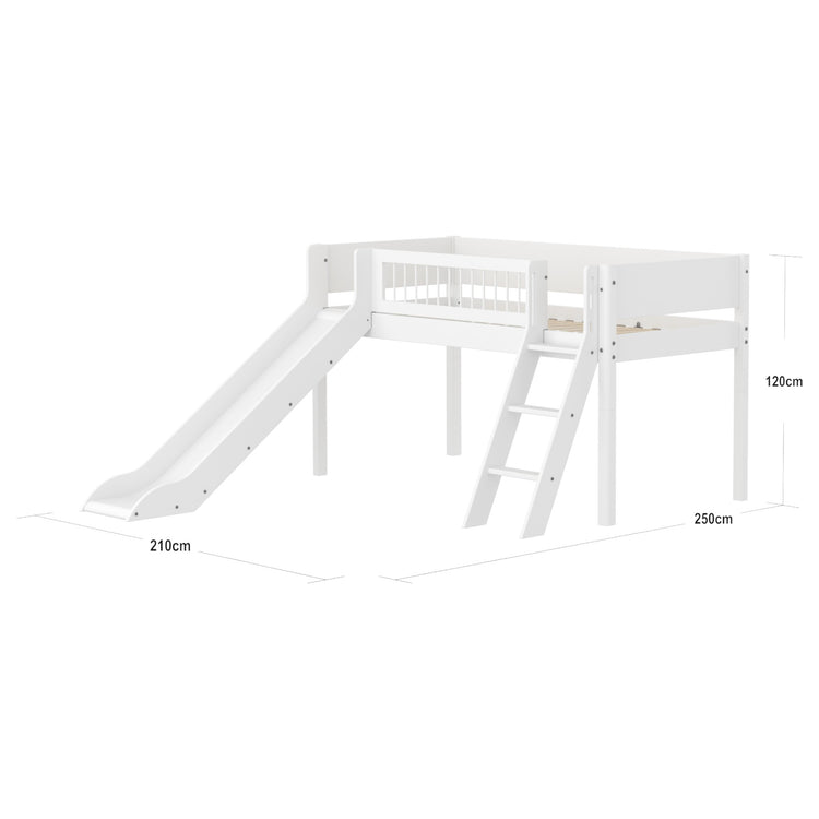 Flexa. Mid-high bed with slanting ladder and slide
