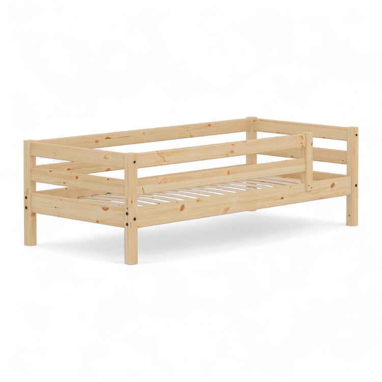 Flexa. Single Bed with Safety Rails, 90x200 cm, Pine