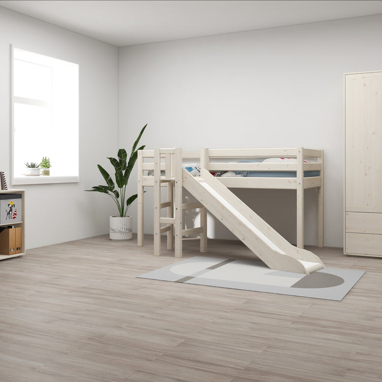 Flexa. Classic mid-high bed with platform and a slide - 210cm - White washed
