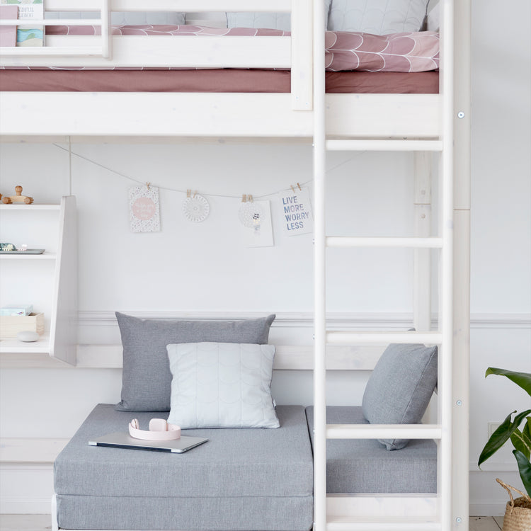 Flexa. Classic high bed with casa module and straight ladder - 210cm - White washed