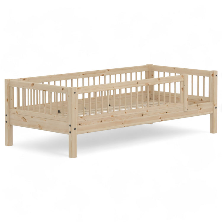 Flexa. Single Bed with Safety Rails, 90x200 cm, Pine