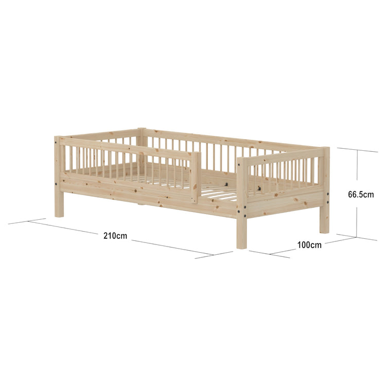 Flexa. Single Bed with Safety Rails, 90x200 cm, Pine