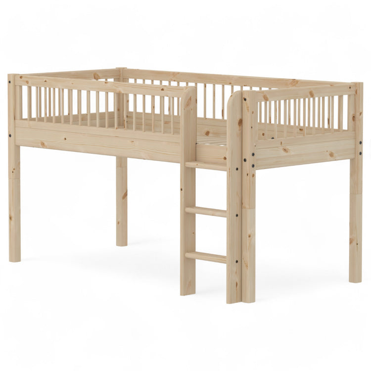 Flexa. Mid-high bed w. straight ladder