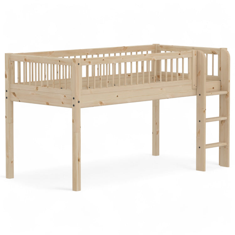 Flexa. Mid-high bed w. straight ladder