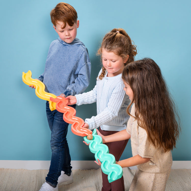 BS TOYS. Παιχνίδι συνεργασίας με μπαλάκι Pass & Play