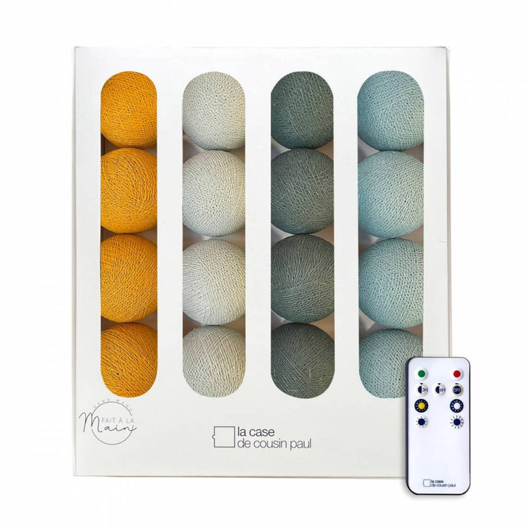 LA CASE DE COUSIN PAUL. Country landscape string-lights (16 balls)