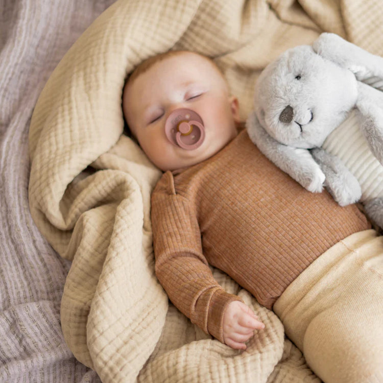FLOW. Milo (grey) - Rechargeable heartbeat comforter