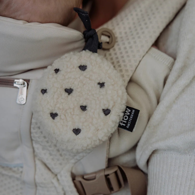 FLOW. Billy - Comforter on the go (hearts)
