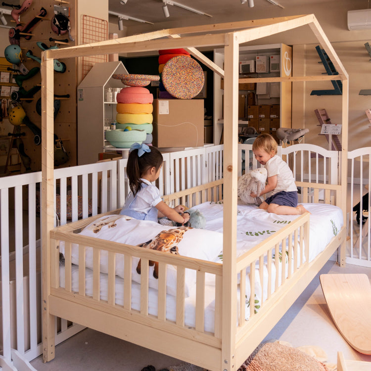 FAMILY NATION. Evi 4-in-1 Convertible Montessori Bed - 200x90 cm