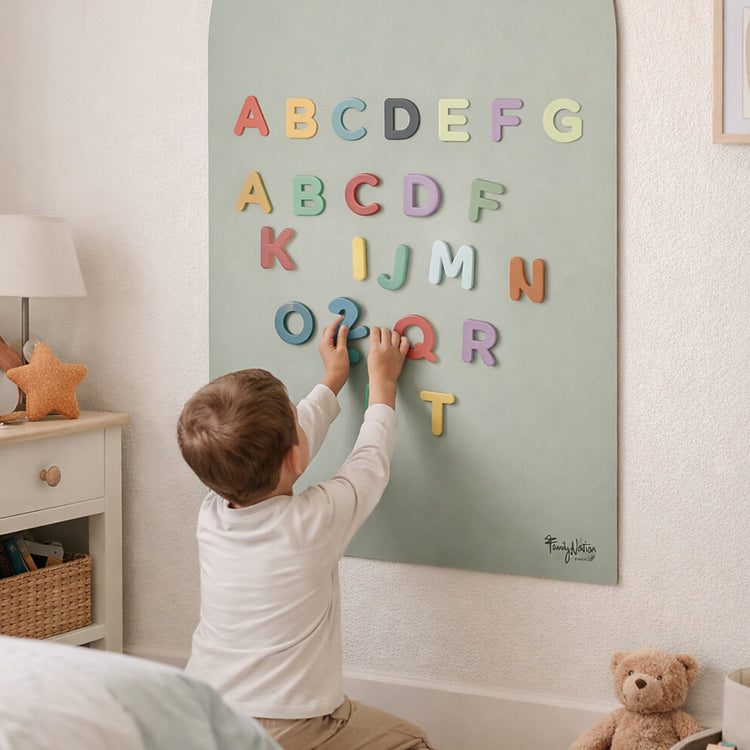 FAMILY NATION. MagneKids™ Μαγνητικός Πίνακας Τοίχου - Αψίδα - Απαλό πράσινο