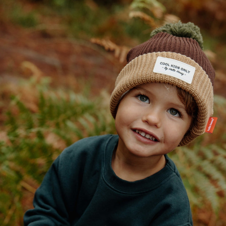 HELLO HOSSY. Color Block Pistachio dad beanie