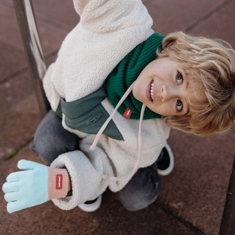 HELLO HOSSY. Gloves Handy Candy