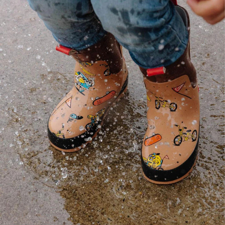 HELLO HOSSY. Rain boots Machots Ride