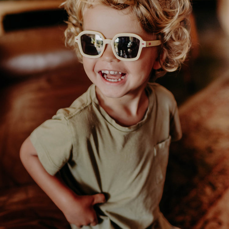 HELLO HOSSY. Sunglasses Hossy Eden 3-5 years