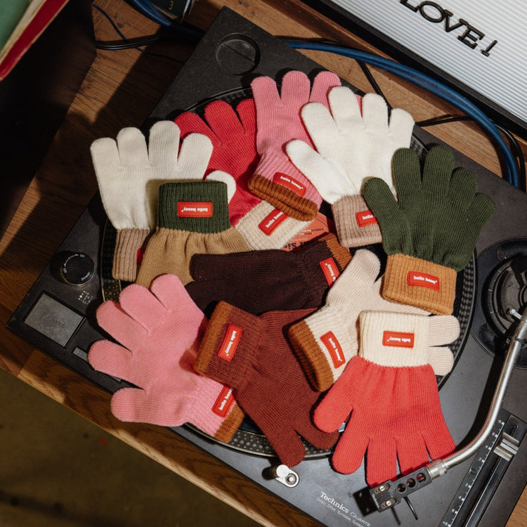 HELLO HOSSY. Gloves Handy Framboise