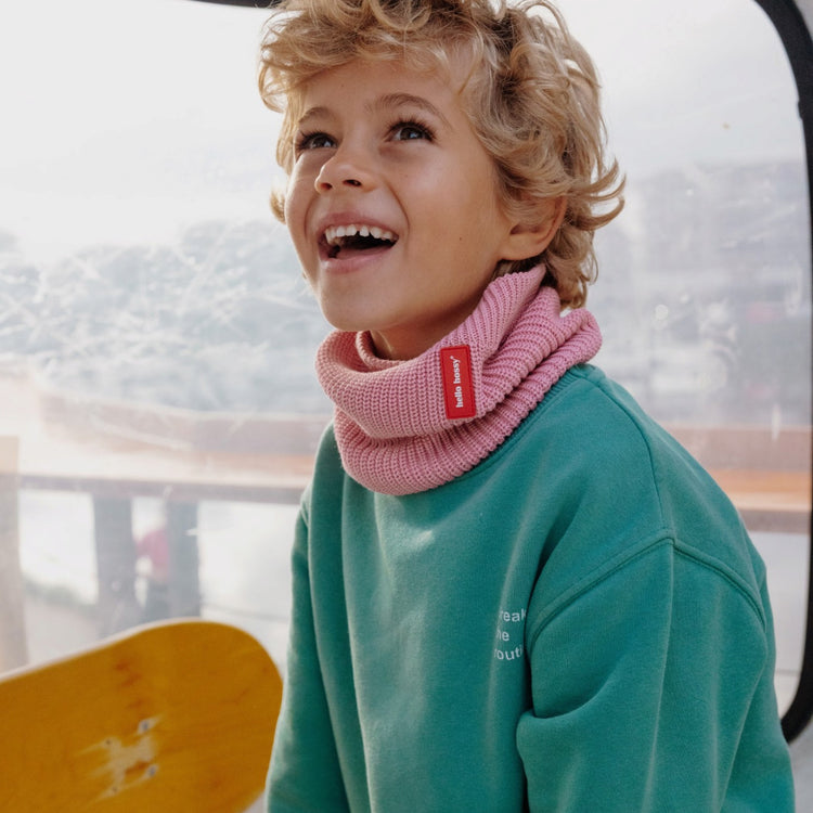 HELLO HOSSY. Cocoon Rosy Snood