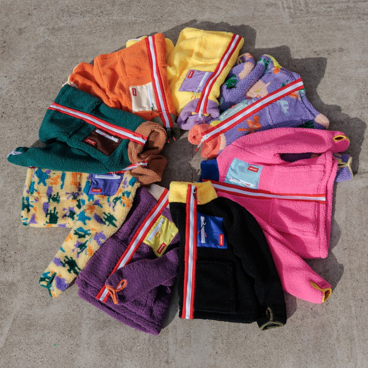 HELLO HOSSY. Fleece Jacket Midnight Lemon