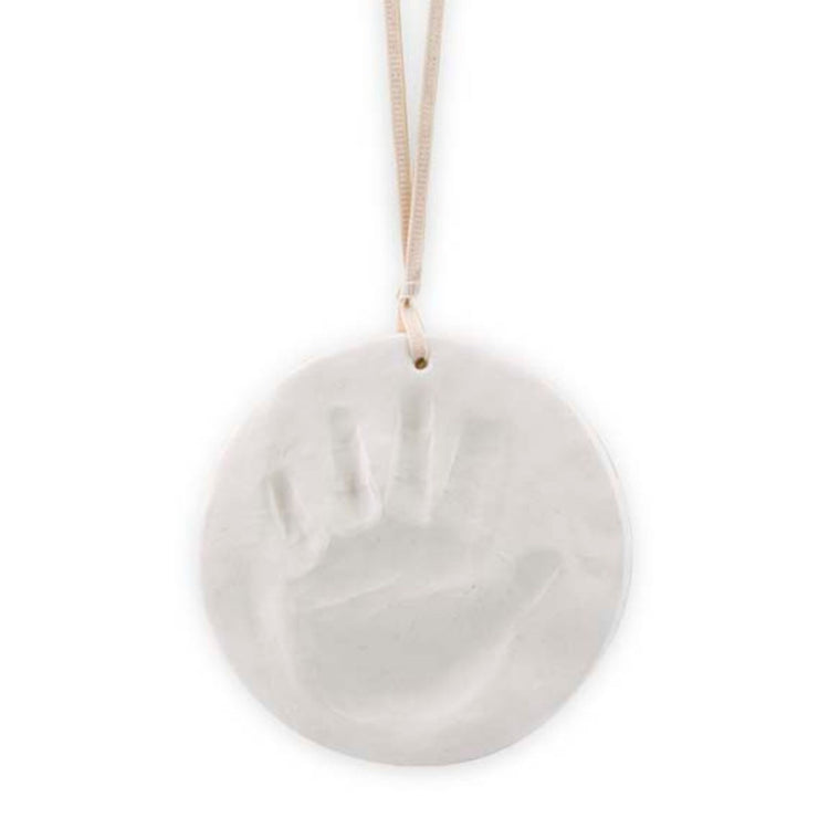 INTEMPOREL. My first hand and foot print