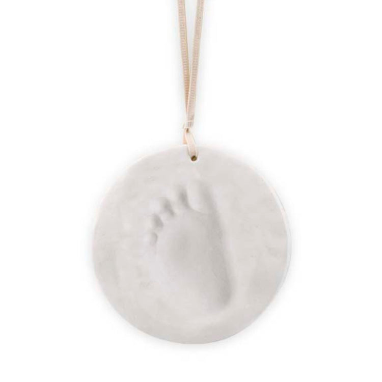 INTEMPOREL. My first hand and foot print