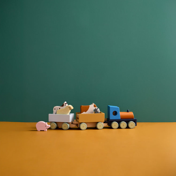 KIDS CONCEPT. Farm animal train AIDEN