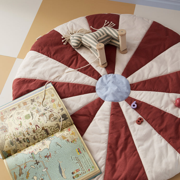 KIDS CONCEPT. Play mat circus red