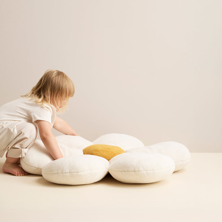 KIDS CONCEPT. Μαξιλάρι δαπέδου λουλούδι