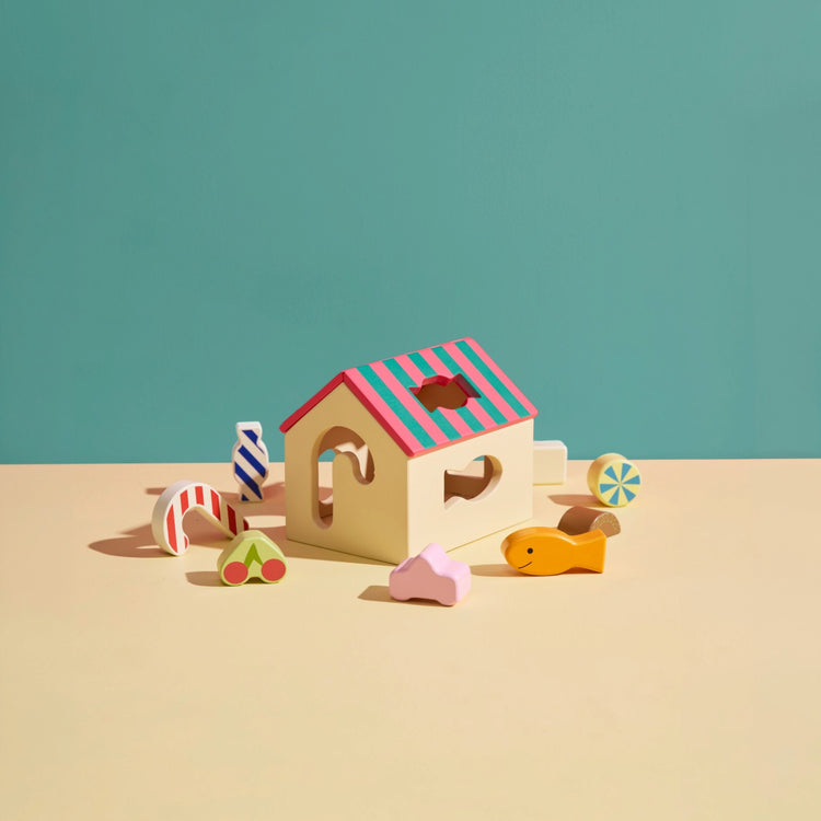 KIDS CONCEPT. Sorter box house Swedish Candy