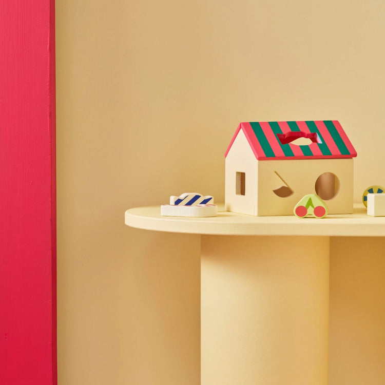 KIDS CONCEPT. Sorter box house Swedish Candy