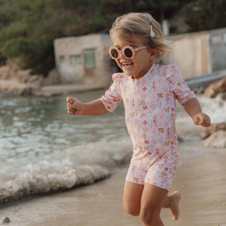 LITTLE DUTCH. Ολόσωμο κοντομάνικο μαγιό με βολάν Ocean Dreams Pink