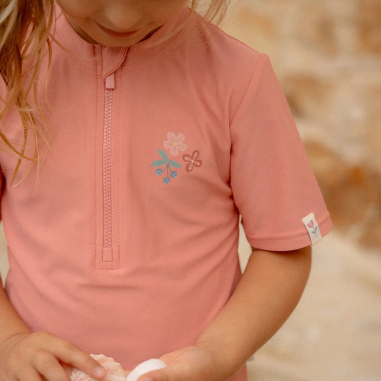LITTLE DUTCH. Rash guard short sleeves Sunny Flowers Rouge