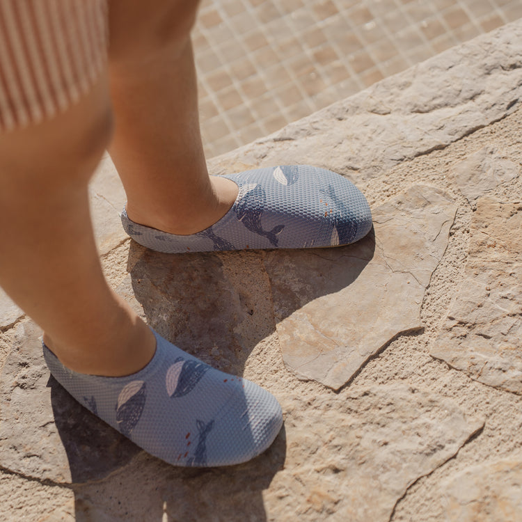 LITTLE DUTCH. Beach Shoes Ocean Splash