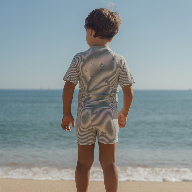 LITTLE DUTCH. Σετ μπλουζάκι κοντομάνικο και μαγιό UV για αγόρια Ocean Adventure
