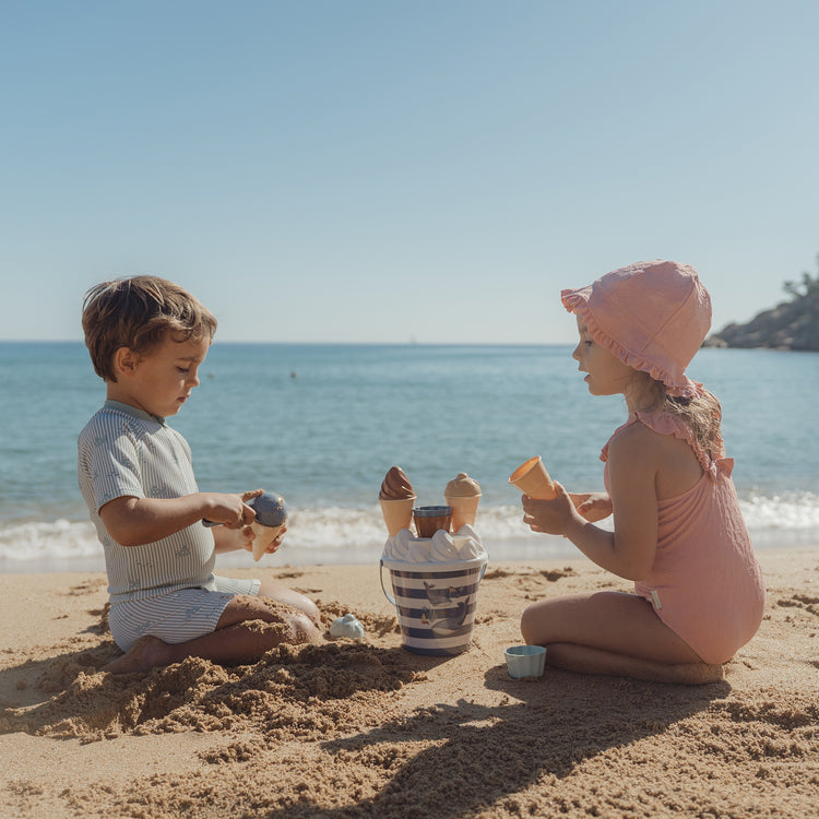 LITTLE DUTCH. Σετ μπλουζάκι κοντομάνικο και μαγιό UV για αγόρια Ocean Adventure