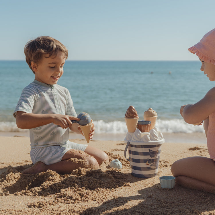 LITTLE DUTCH. Σετ μπλουζάκι κοντομάνικο και μαγιό UV για αγόρια Ocean Adventure