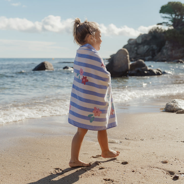 LITTLE DUTCH. Beach Towel Dreamy Purple Stripe - 60x120