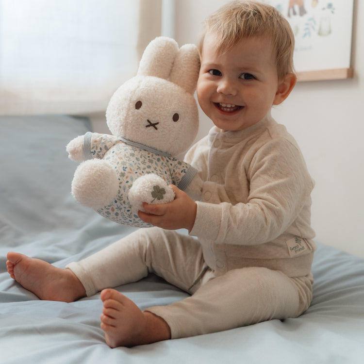 LITTLE DUTCH. Miffy Cuddle 30 cm - Lucky Leaves GRS