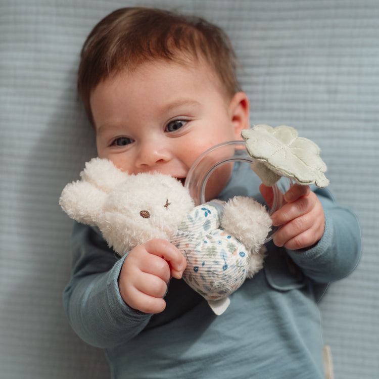 LITTLE DUTCH. Miffy Rattle ring - Lucky Leaves GRS