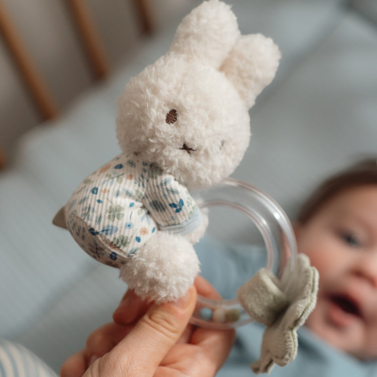 LITTLE DUTCH. Miffy Rattle ring - Lucky Leaves GRS