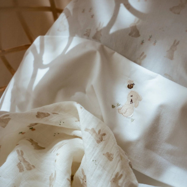 LITTLE DUTCH. Cot sheet embroidered Baby Bunny 110x140 - new