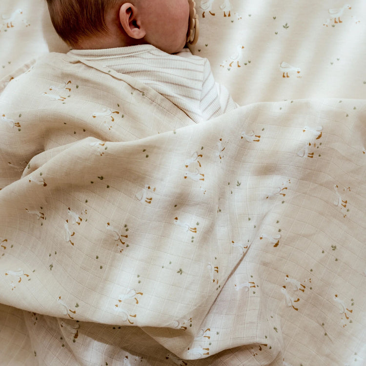 LITTLE DUTCH. Cot summer blanket Little Goose 110x140