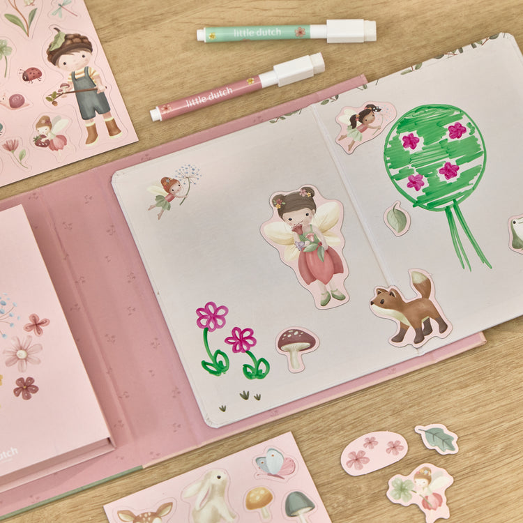 LITTLE DUTCH. Magnetic activity book Rosa