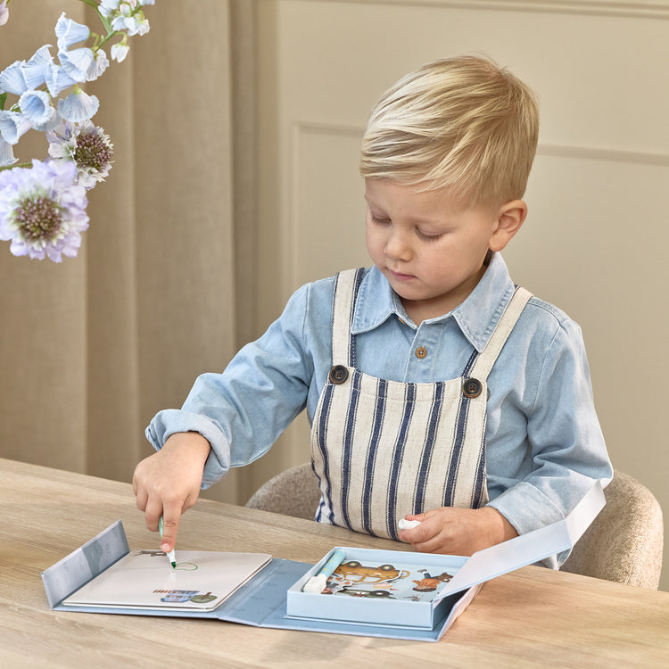 LITTLE DUTCH. Magnetic activity book Jim