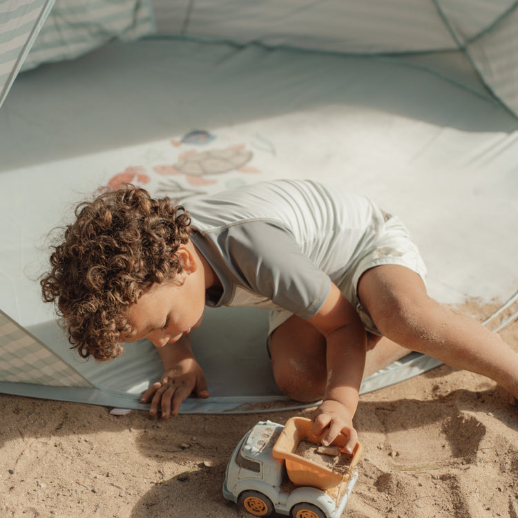 LITTLE DUTCH. Beach Tent Fresh Greens