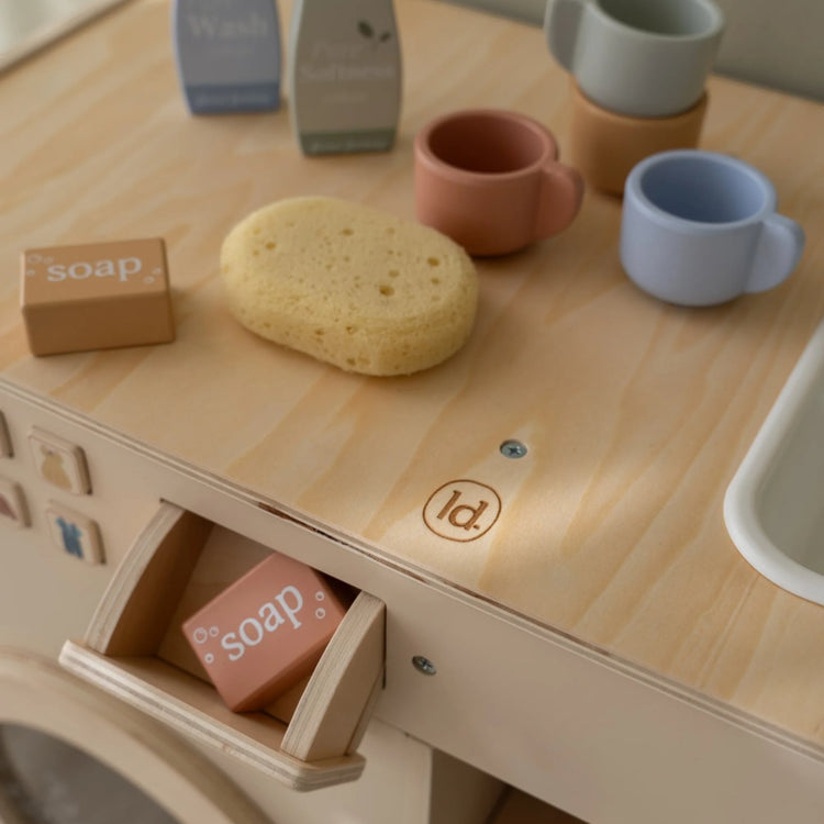 LITTLE DUTCH. Wooden washing machine FSC Limited Edition