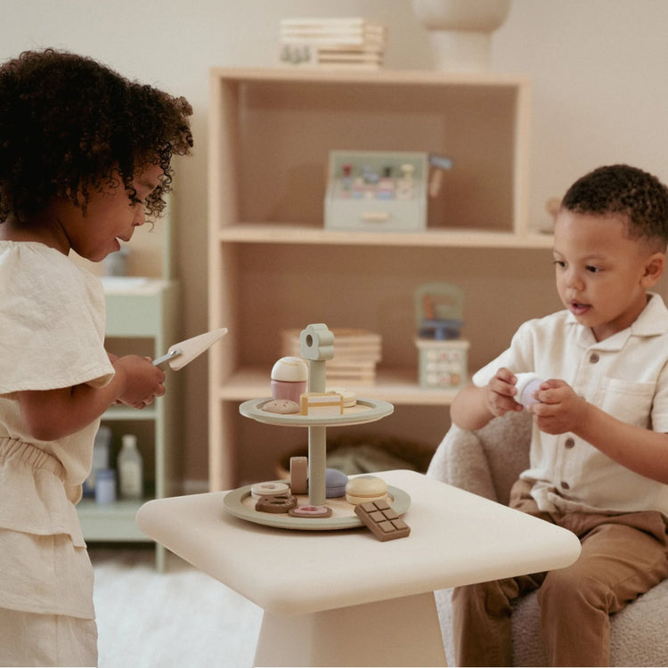 LITTLE DUTCH. Cake stand FSC